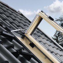 Finestra per tetto Velux GXL 3070 - Finestra per l'uscita sul tetto in legno VETRATA STANDARD STRATIFICATA